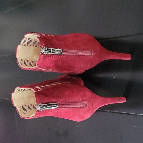 Vince Camuto gorgeous booties. - Picture 3 of 5